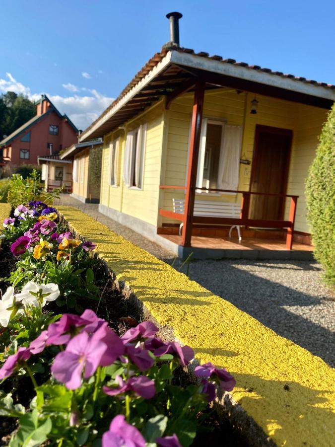 Chale Recanto Das Flores Campos do Jordão Exteriör bild